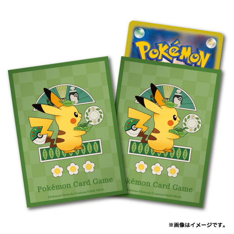 Eevolvd cafe pikachu Pokemon Center Kort sleeve med exklusiv konst med fokus pa konsten direkt fran Pokemon Center Japan