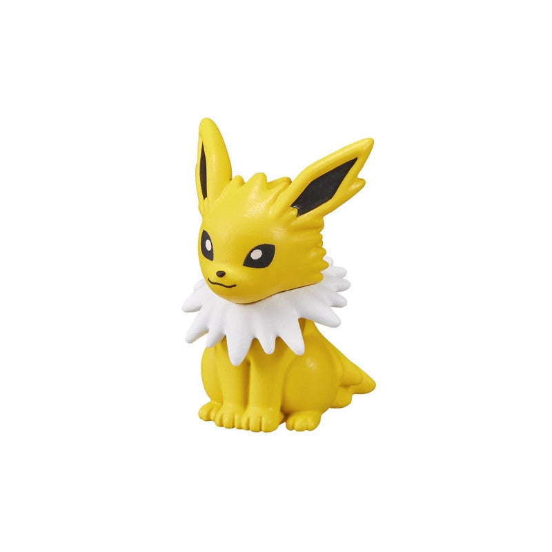 eevolvd bath bomb eevee blind box med jolteon I fokus direkt fran pokemon center japan
