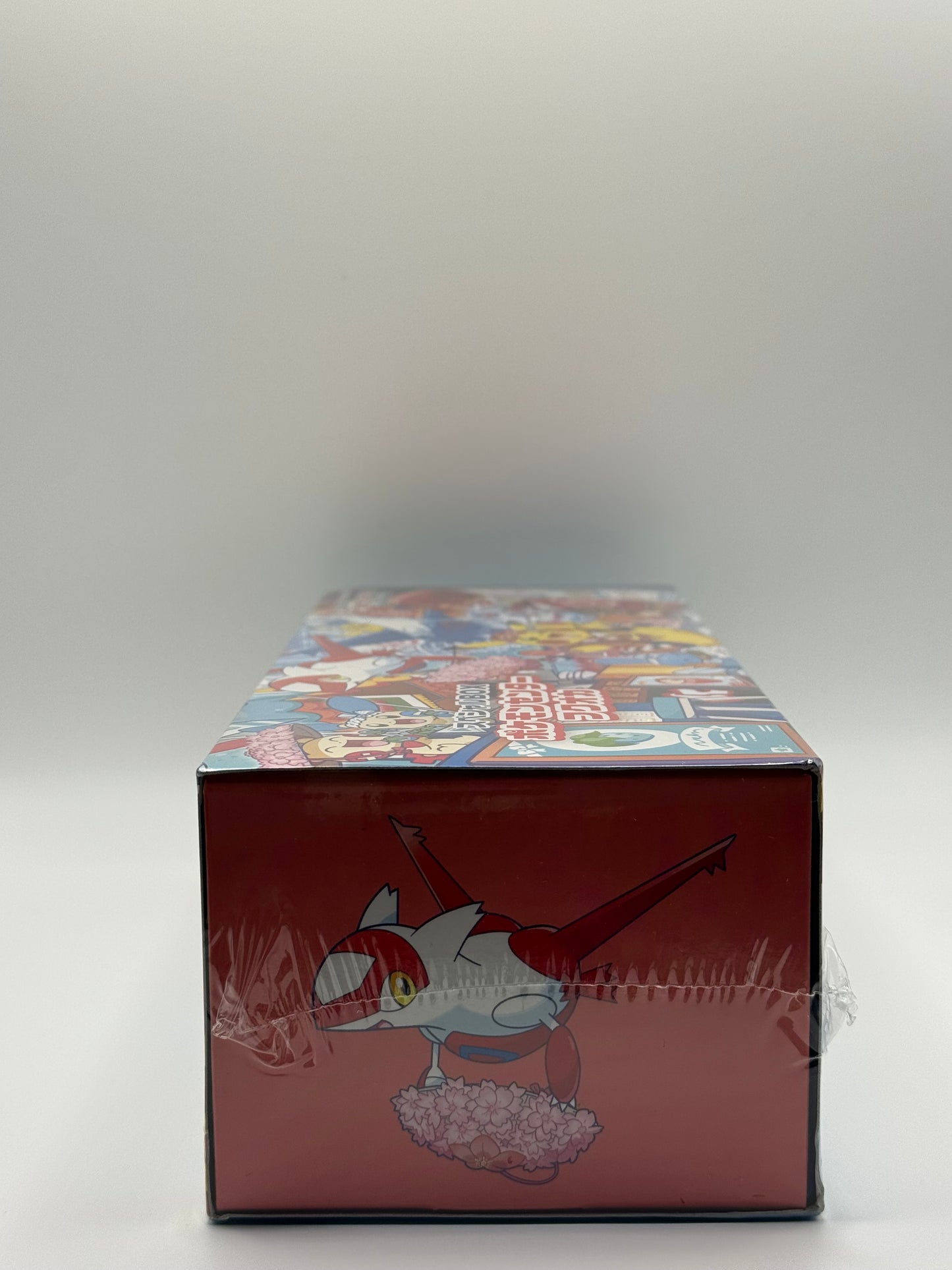 eevolvd pokemon center Fukuoka limited edition box med box art sedd med sidan direkt fran pokemon center japan
